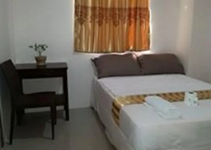 Sebastian Hotel Oslob
